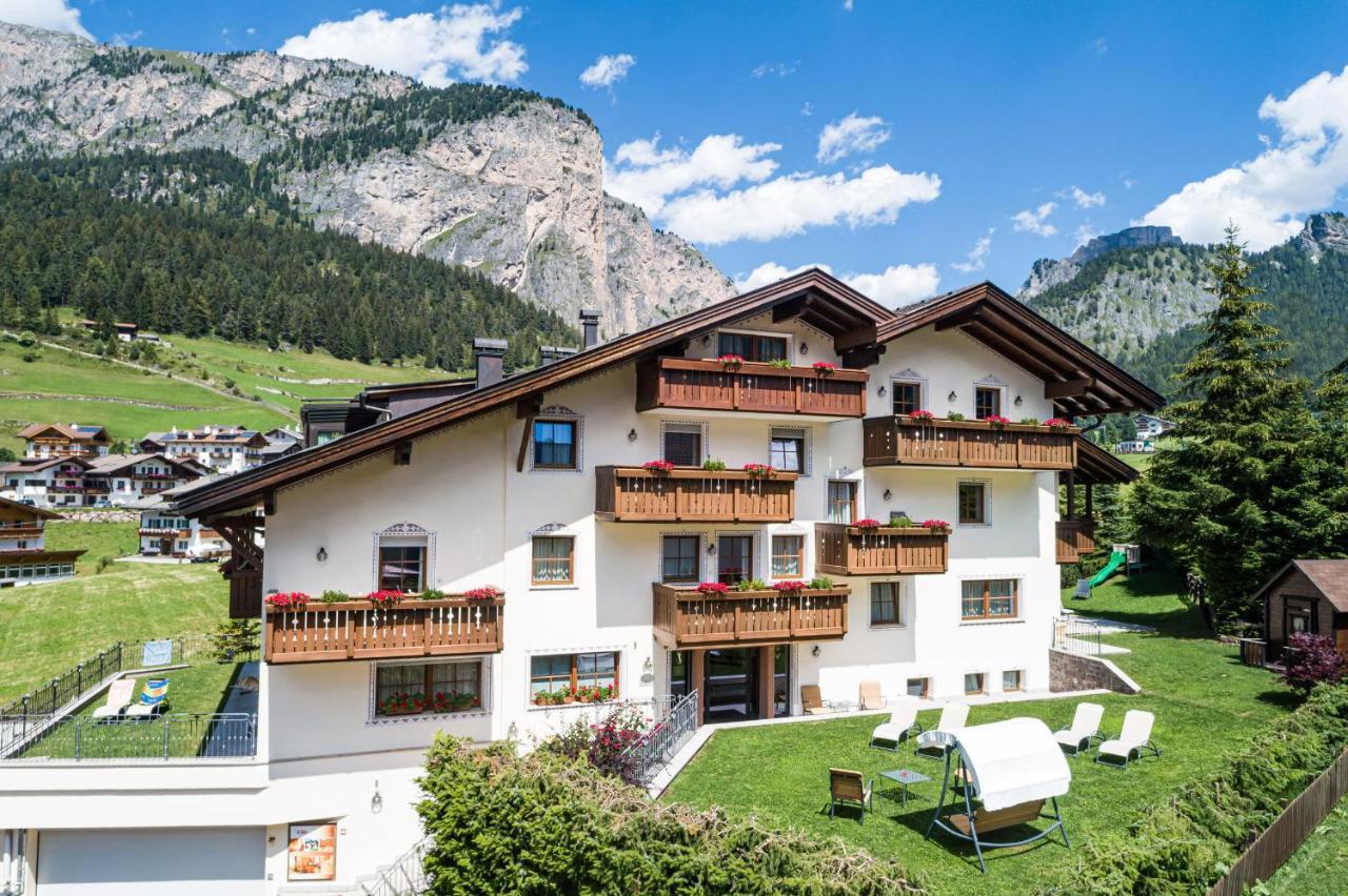 Aparthotel Cesa Rives