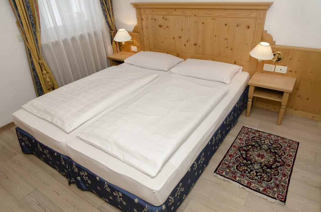 Aparthotel Cesa Rives